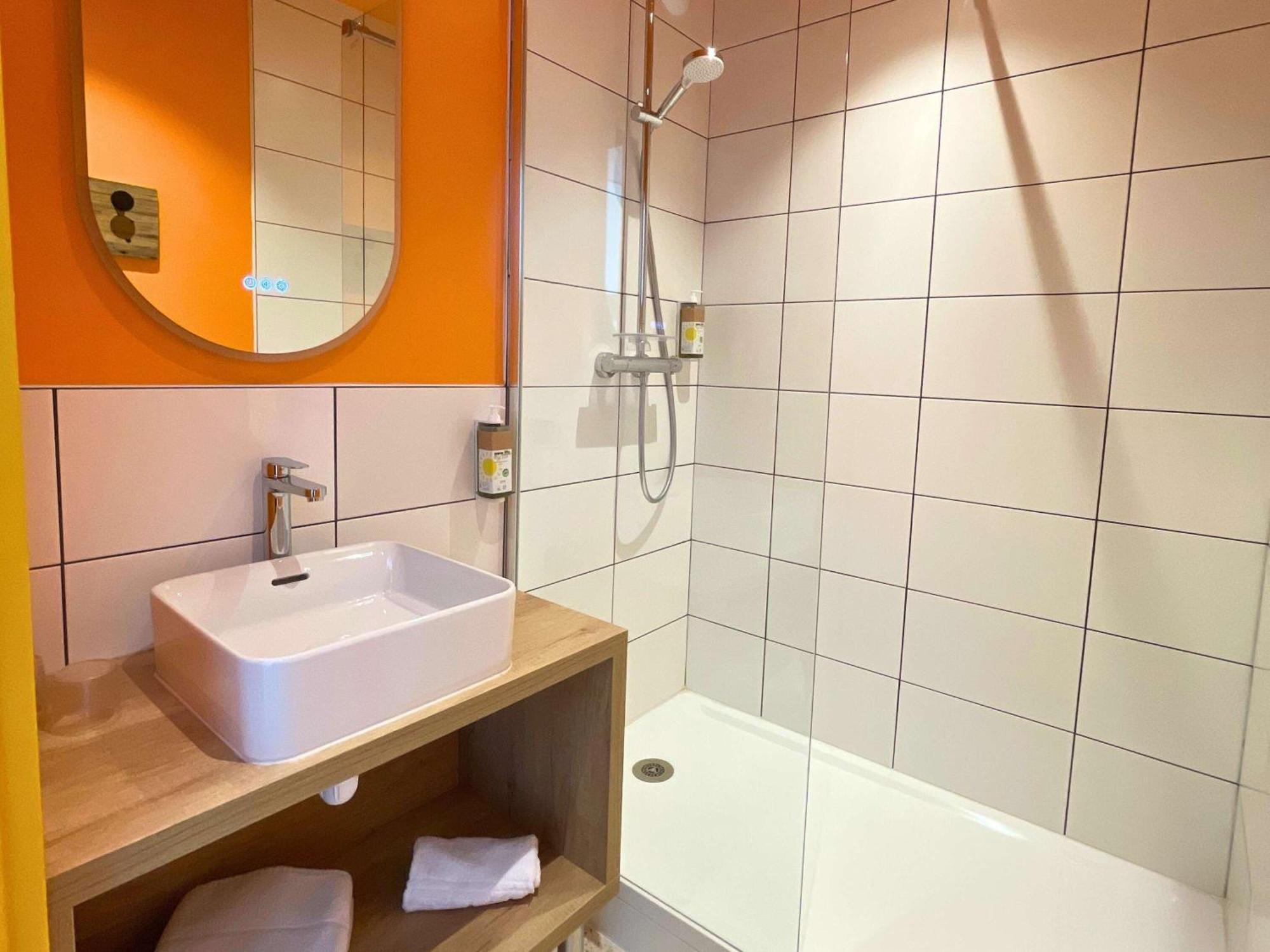 Greet Hotel Castets Coeur Des Landes Esterno foto