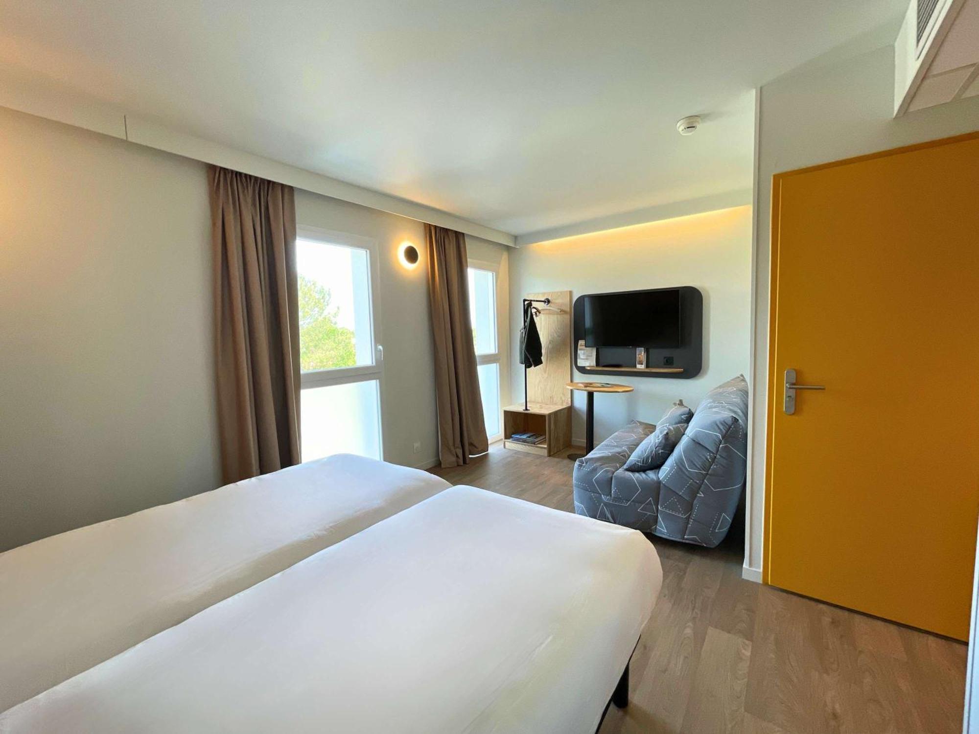 Greet Hotel Castets Coeur Des Landes Esterno foto
