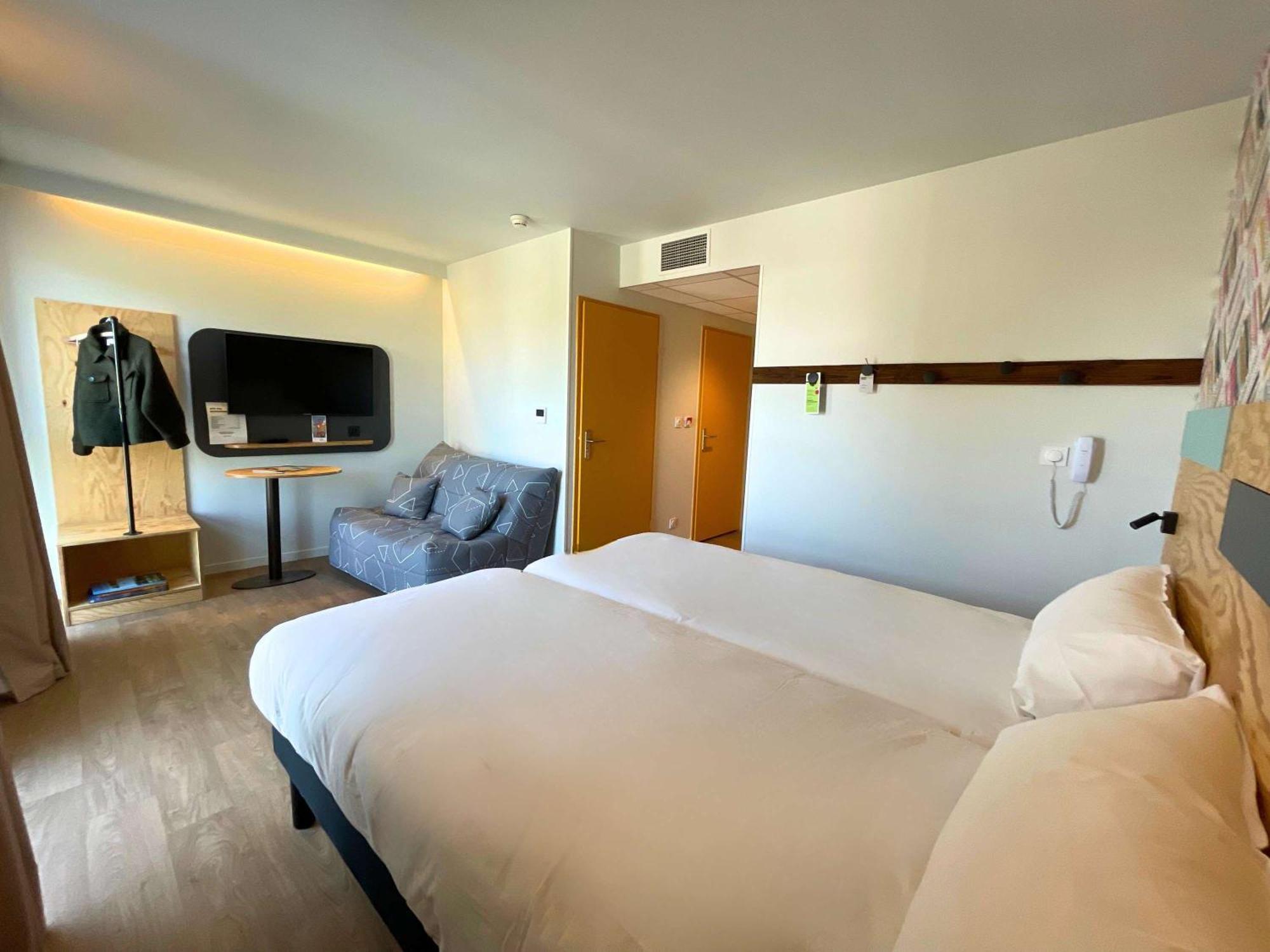 Greet Hotel Castets Coeur Des Landes Esterno foto