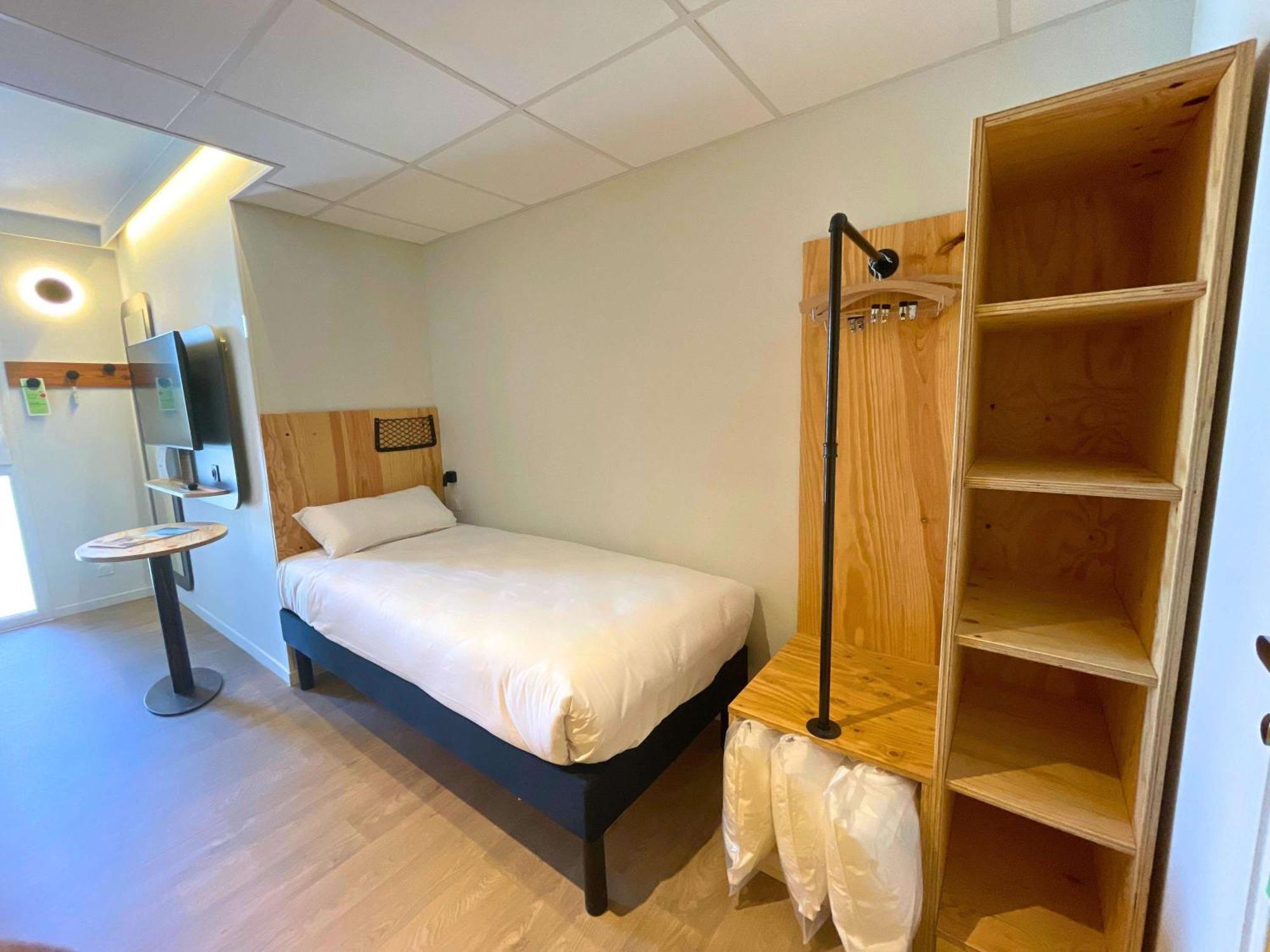 Greet Hotel Castets Coeur Des Landes Esterno foto