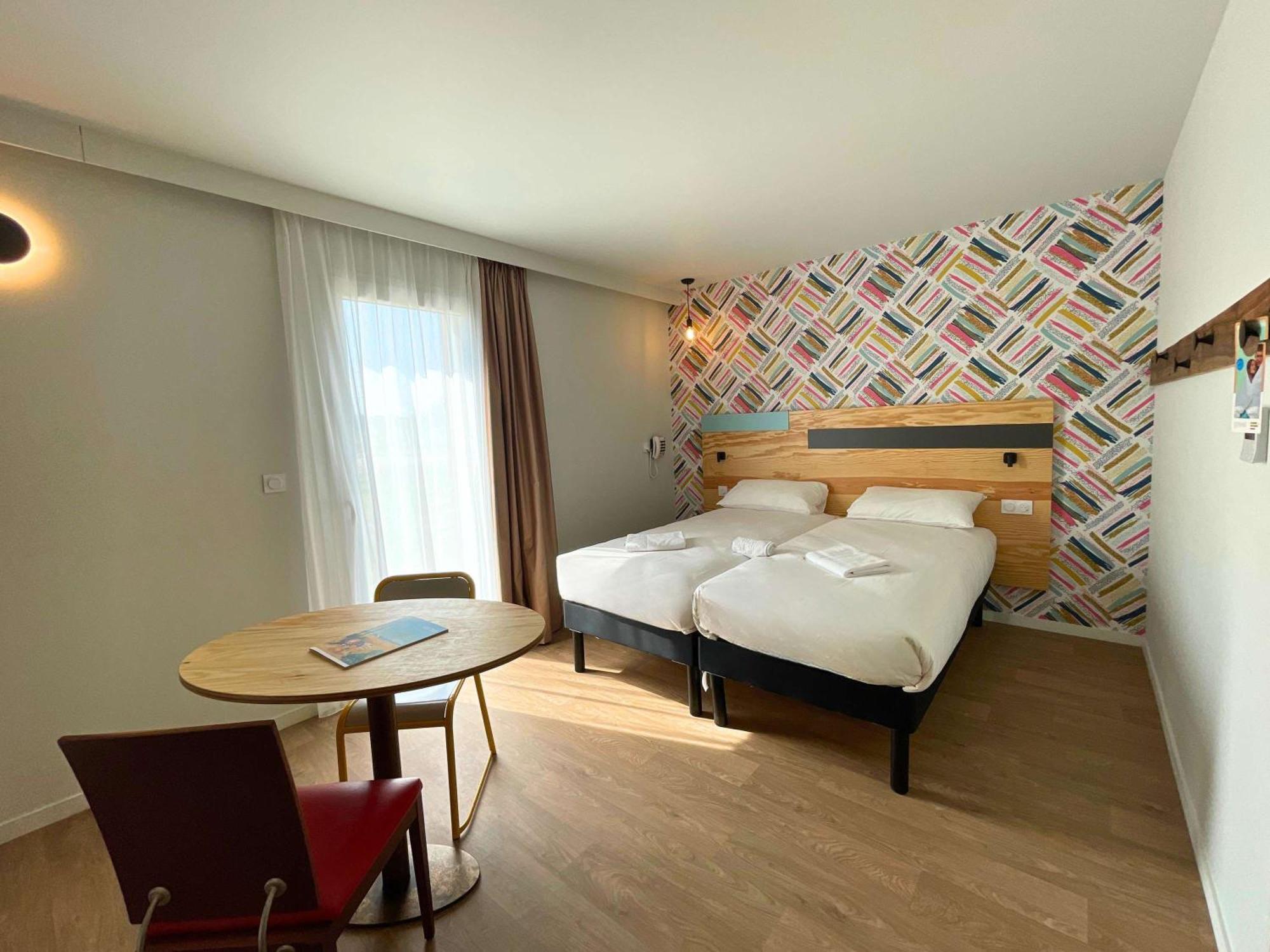 Greet Hotel Castets Coeur Des Landes Esterno foto
