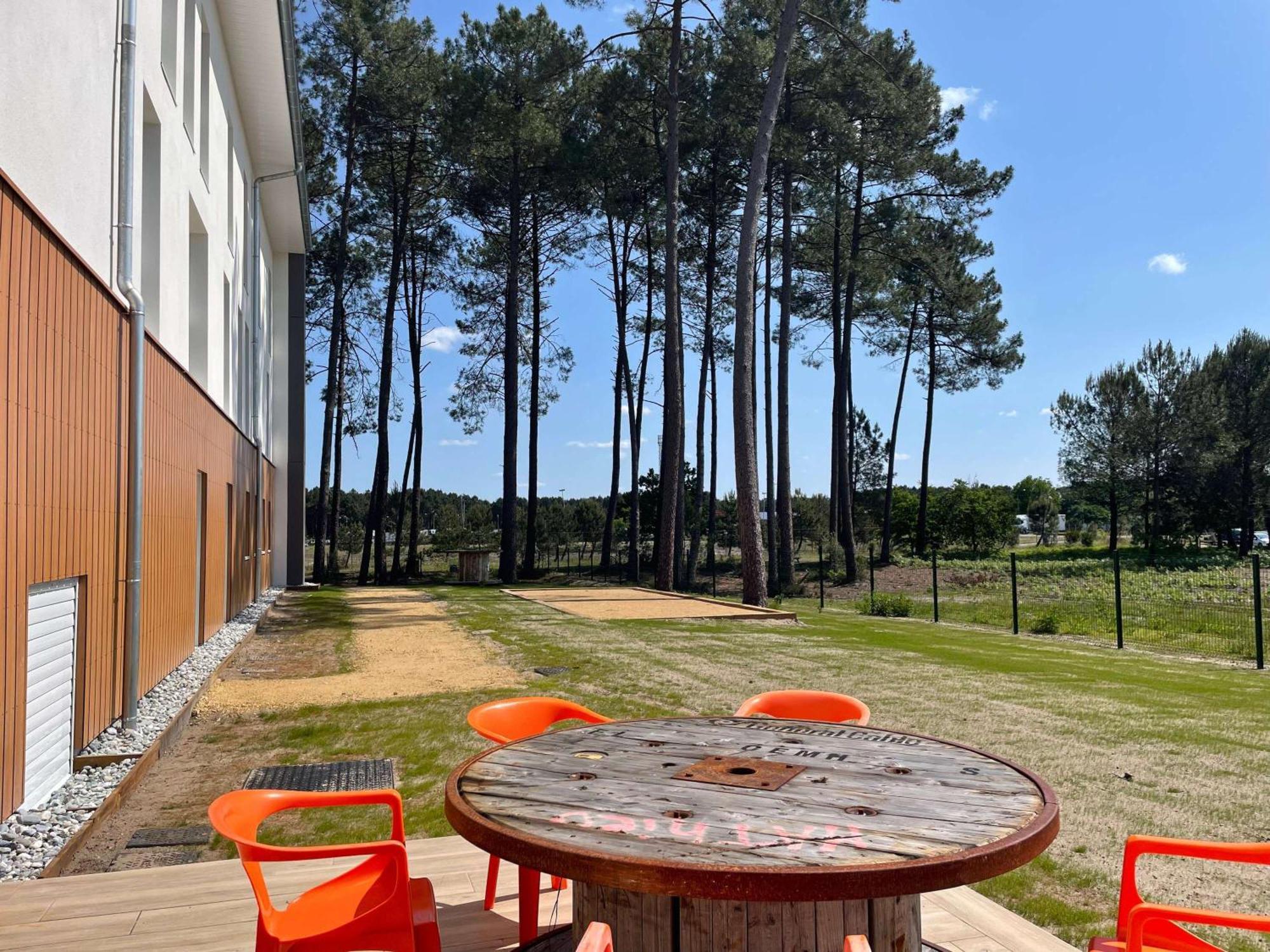 Greet Hotel Castets Coeur Des Landes Esterno foto